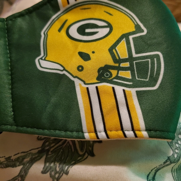 Mask - Picture 2 of 2